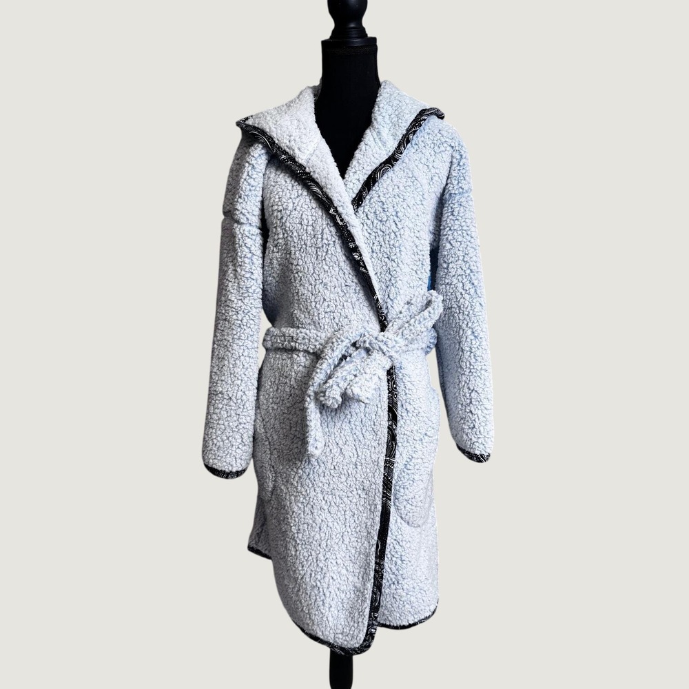 Cottagecore Vera Bradley Light Blue Sherpa Hooded Robe Paisley Trim‎ L/XL